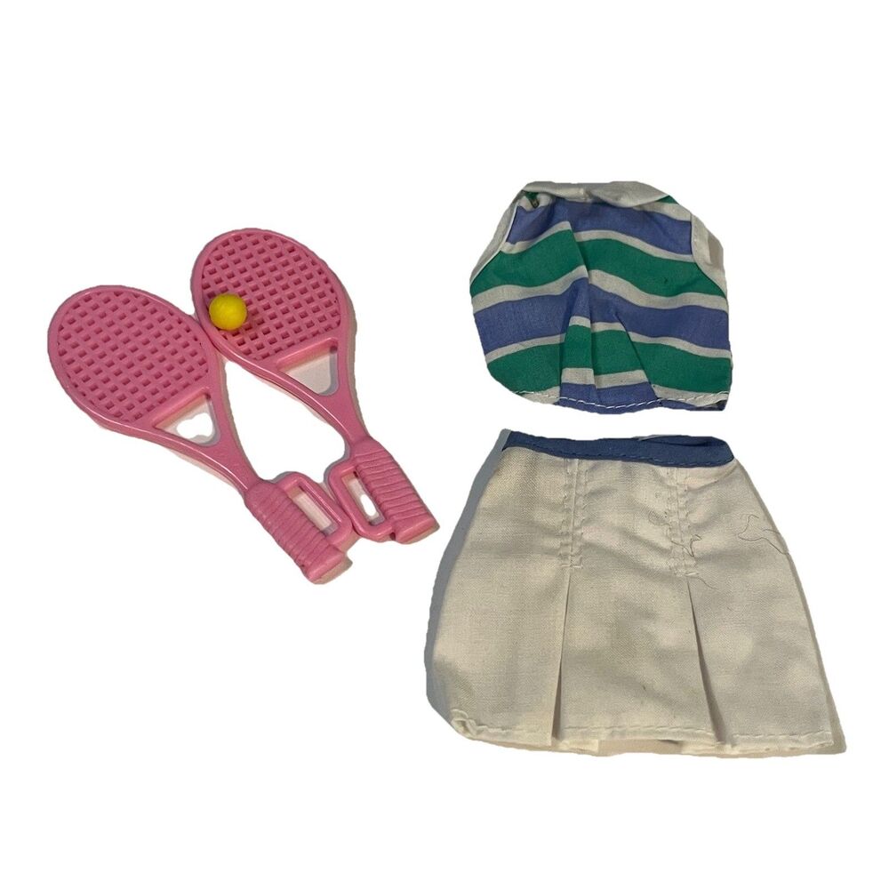 Vintage Barbie Sports Fashions Tennis Set Mattel 1996